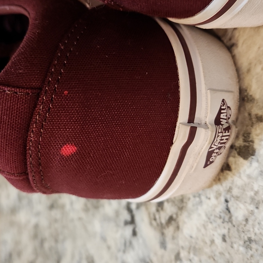 Vans - Picture 5 of 6